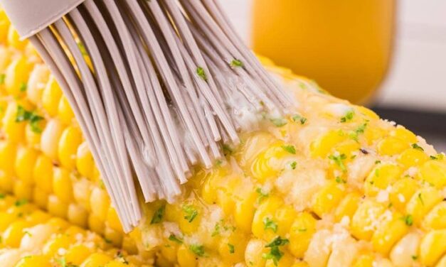 Grilled Corn WITH ONION GLAZE
