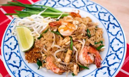 Get it While its Hot! (Pad Thai)